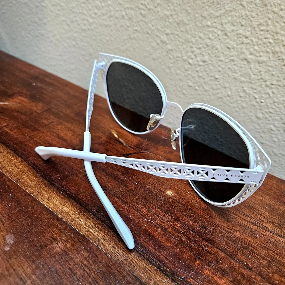 Prive Revaux "The Monarch" Polarized Cat Eye Sunglasses White w/Pink Lenses - Picture 5 of 8